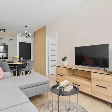 Nowoczesny Apartament Z Balkonem I Parkingiem W Centrum Wroclawia By Noclegi Renters Exterior photo