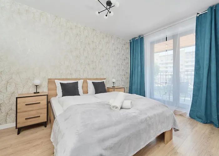 Nowoczesny Apartament Z Balkonem I Parkingiem W Centrum Wroclawia By Noclegi Renters