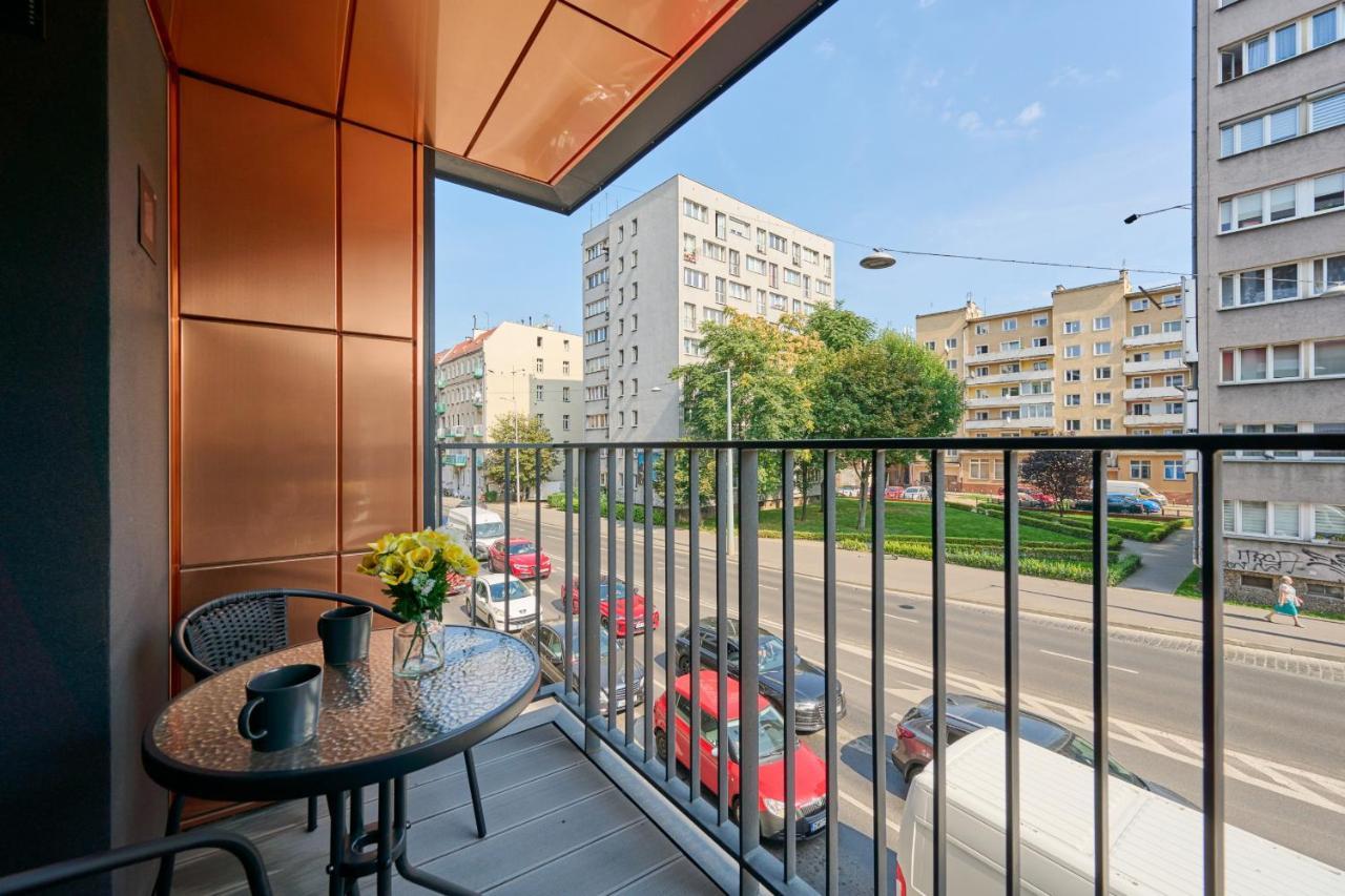 Apartment Nowoczesny Z Balkonem I Parkingiem W Centrum Wroclawia By Renters *