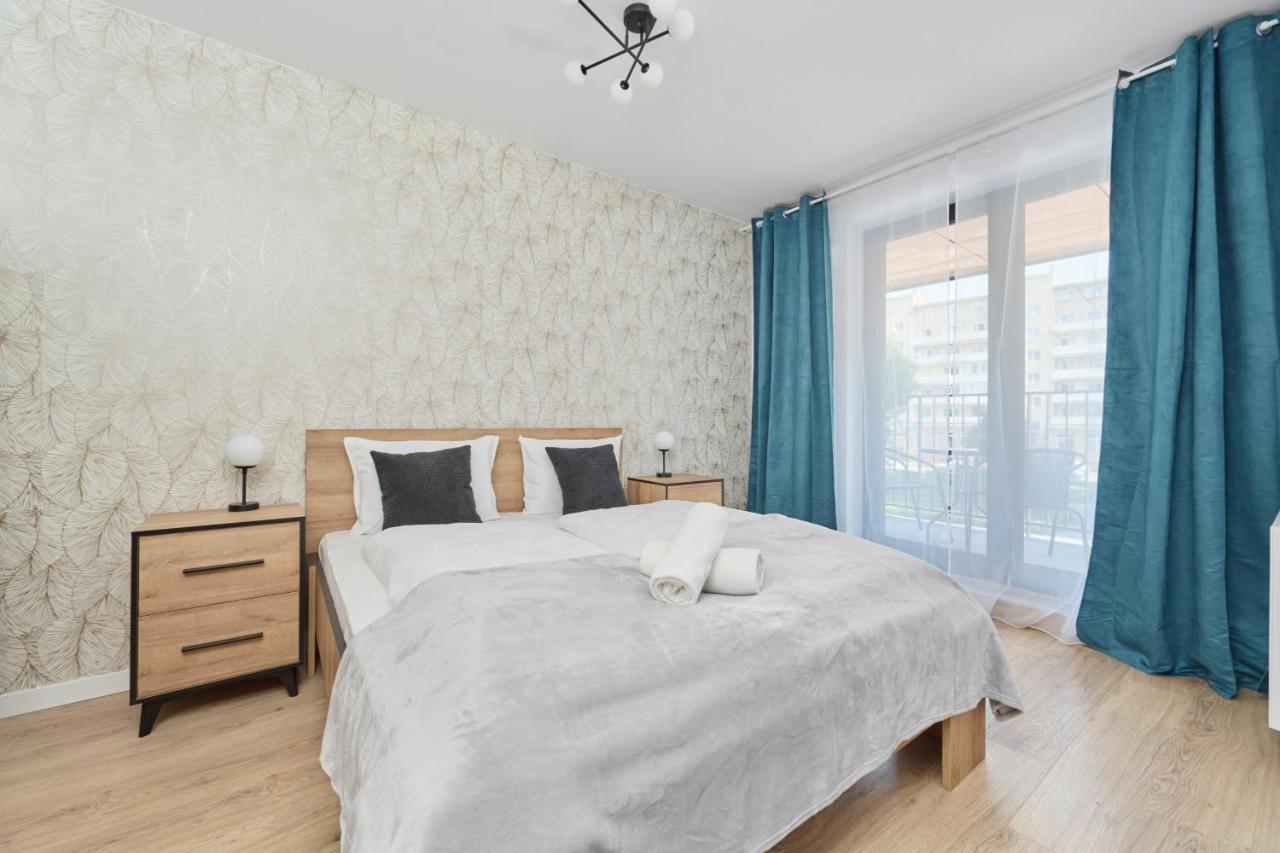 Nowoczesny Z Balkonem I Parkingiem W Centrum Wroclawia By Renters Apartment